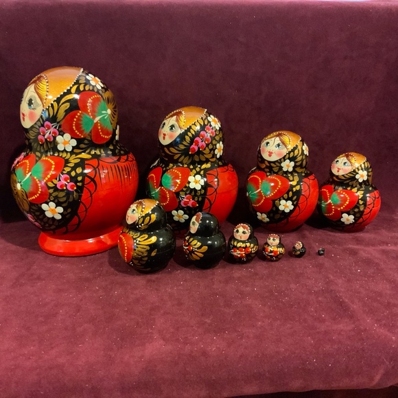 Nesting Dolls Set of 10! NEW! - Picture 5 of 11